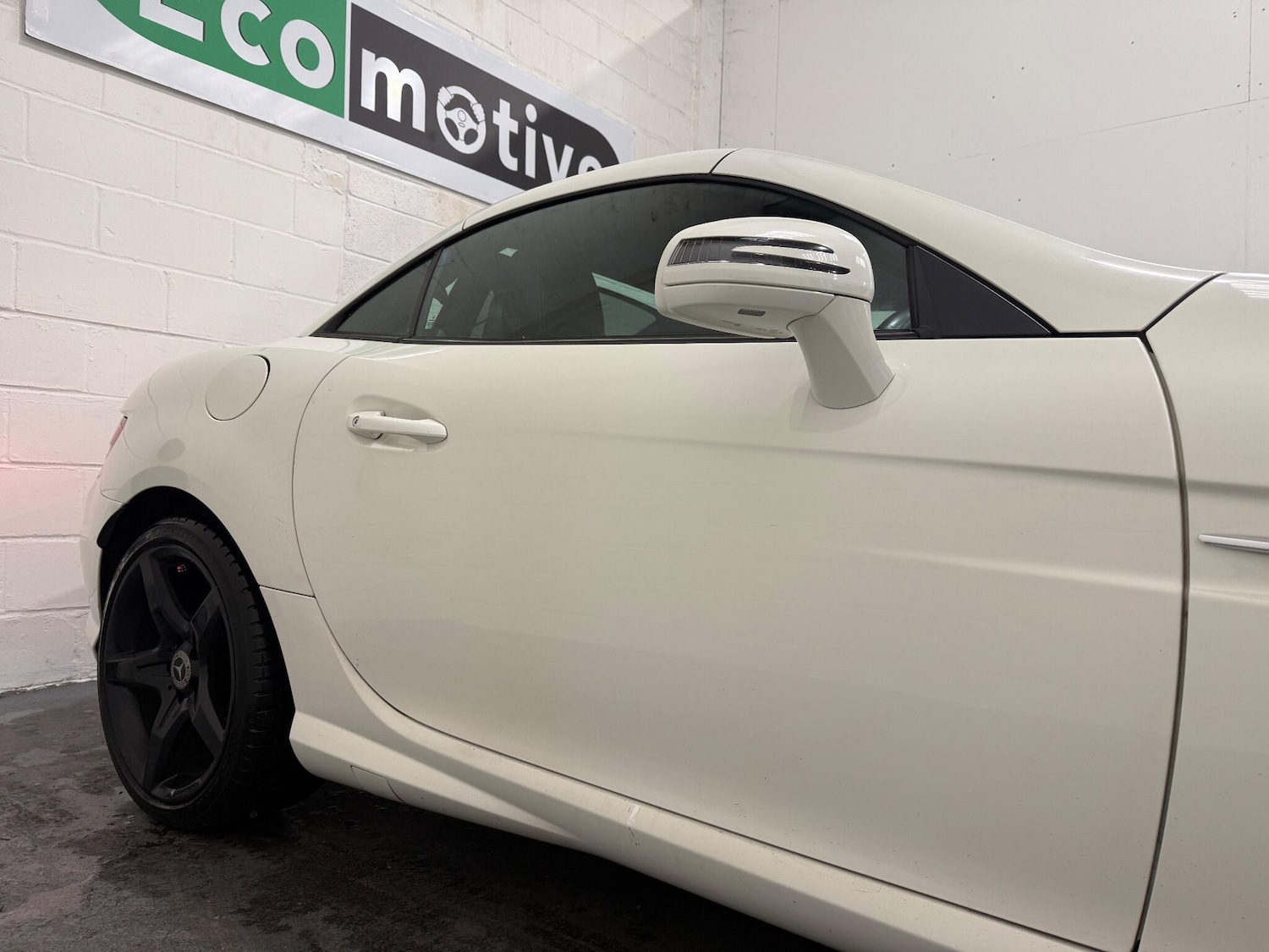 Used Mercedes-Benz SLK 2012 for sale - 76371060: Photo 3