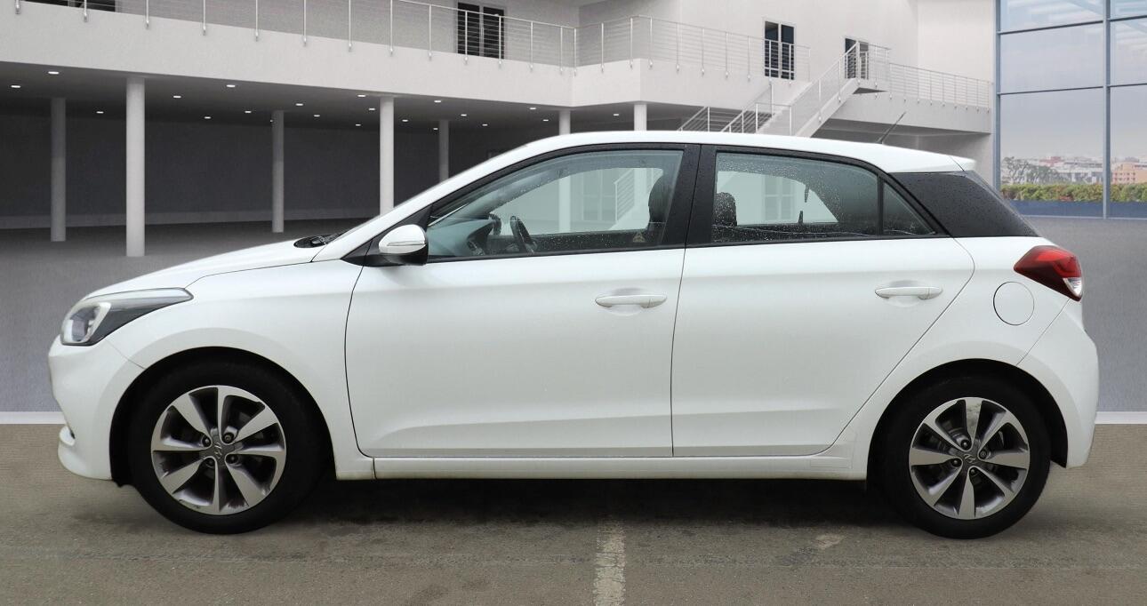 Used Hyundai i20 2015 for sale - 76953031: Photo 6