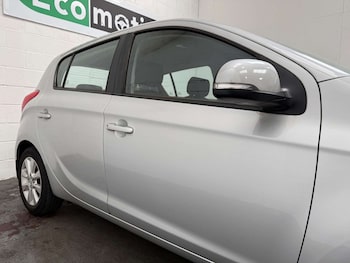 Used Hyundai i20 2014 for sale - 78953293: Photo
