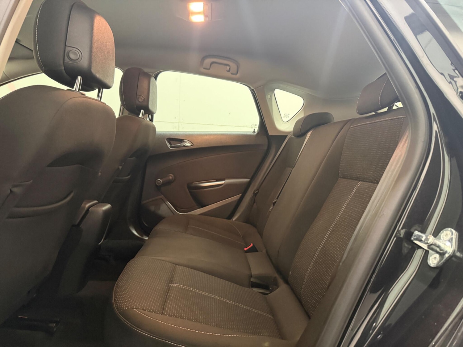 Used Vauxhall Astra for sale - 76997580: Photo 24