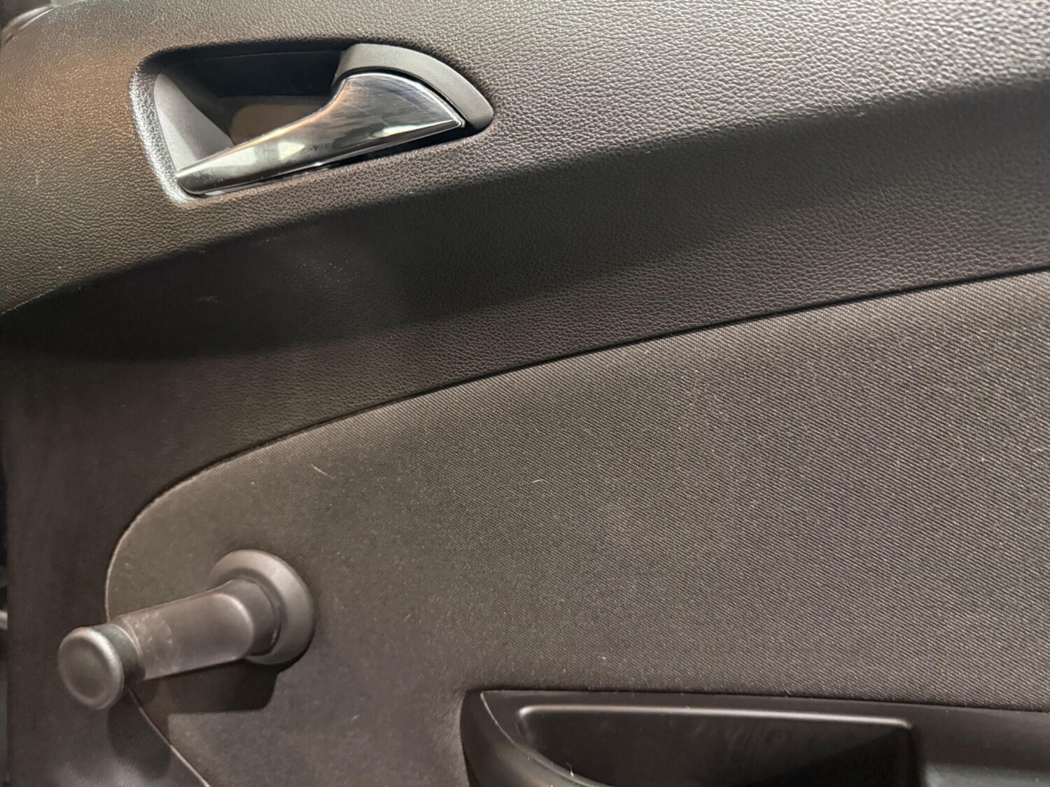 Used Vauxhall Astra for sale - 76997580: Photo 28