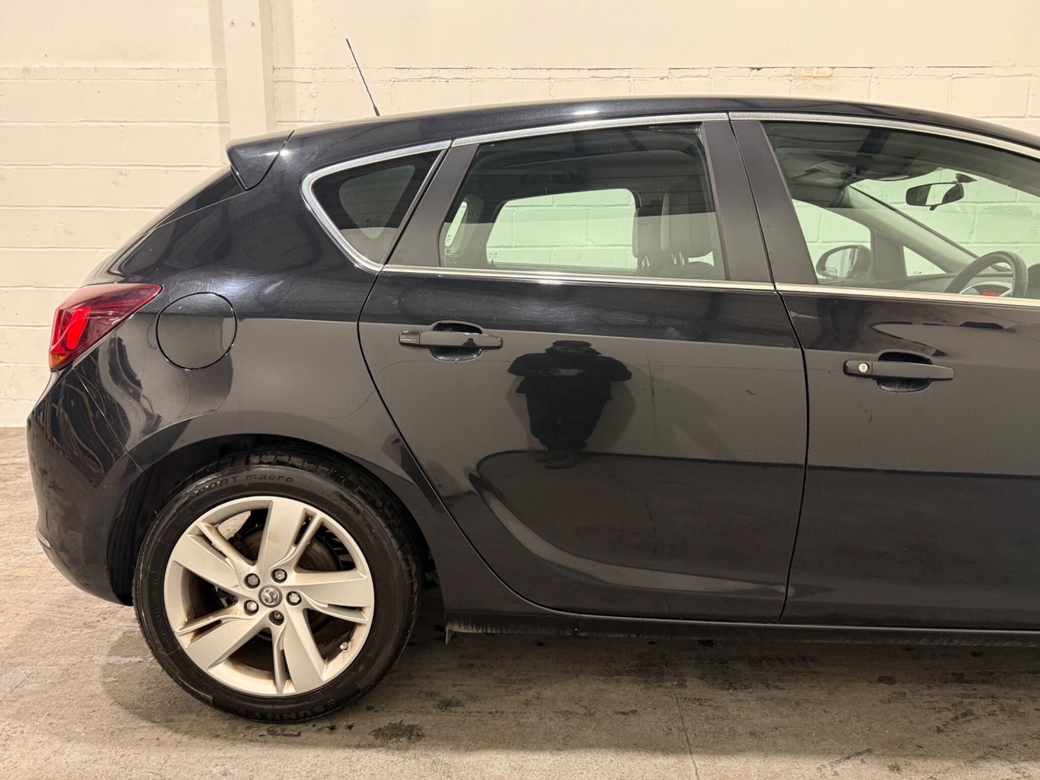 Used Vauxhall Astra for sale - 76997580: Photo 45