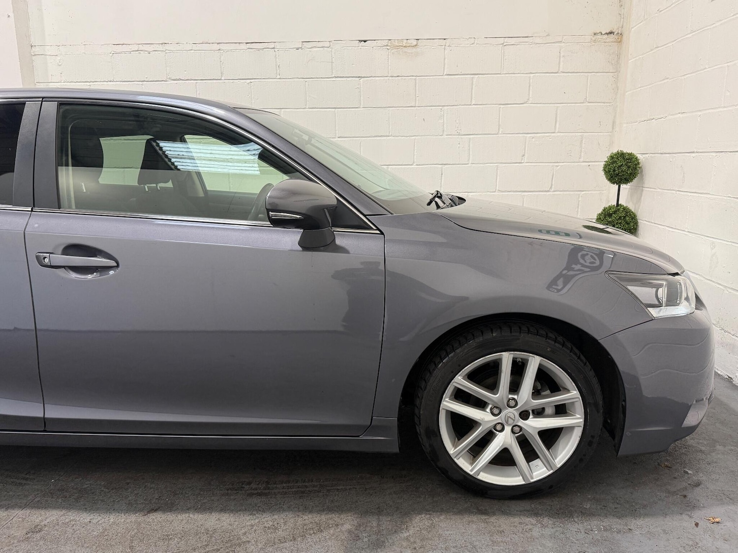 Used Lexus CT for sale - 76992498: Photo 5