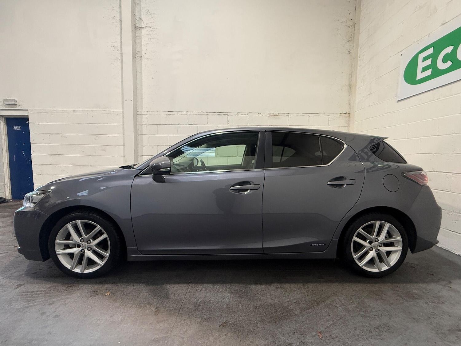 Used Lexus CT for sale - 76992498: Photo 8