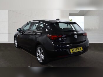 Used Vauxhall Astra 2018 for sale - 78245031: Photo