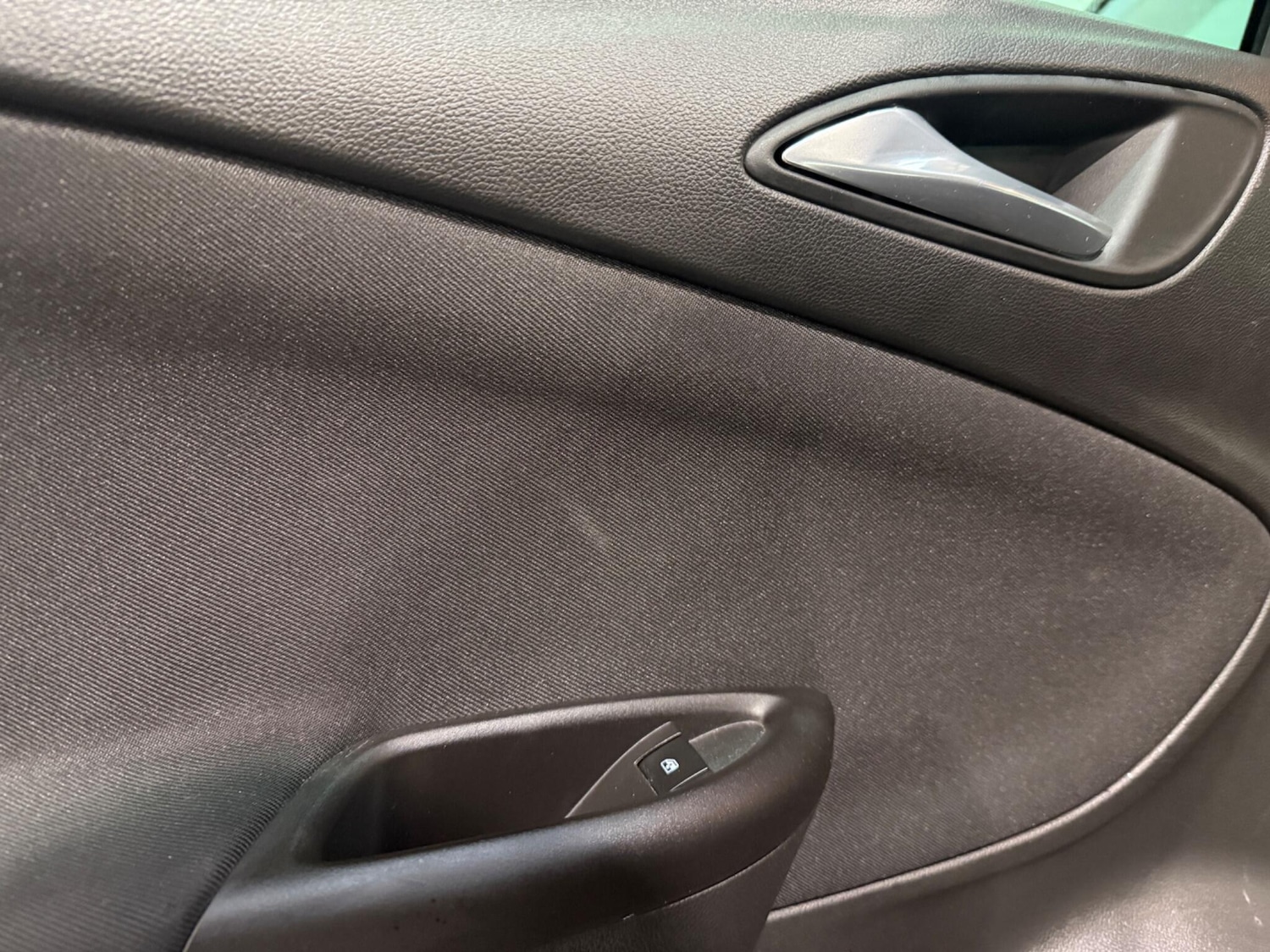 Used Vauxhall Astra 2019 for sale - 76752974: Photo 32