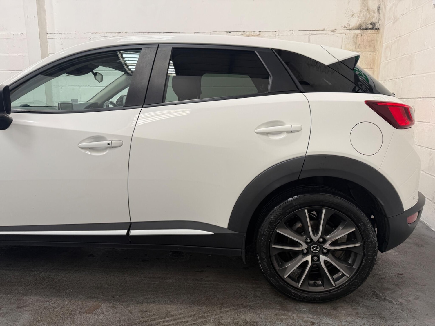 Used Mazda CX-3 2015 for sale - 77637749: Photo 5