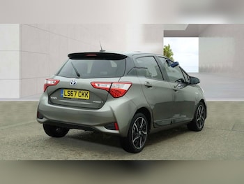 Used Toyota Yaris 2017 for sale - 78948640: Photo