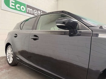 Used Lexus CT 2011 for sale - 79324087: Photo