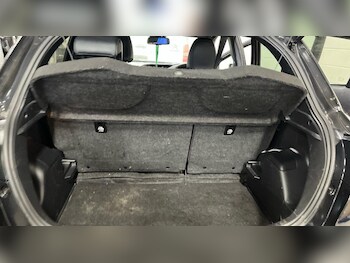 Used Toyota Yaris 2017 for sale - 77939602: Photo