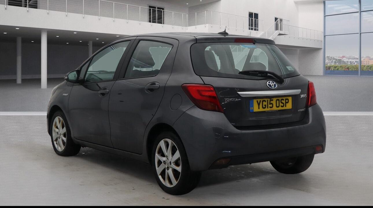Used Toyota Yaris 2015 for sale - 76865494: Photo 5