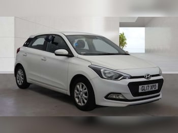 Used Hyundai i20 2017 for sale - 79366321: Photo