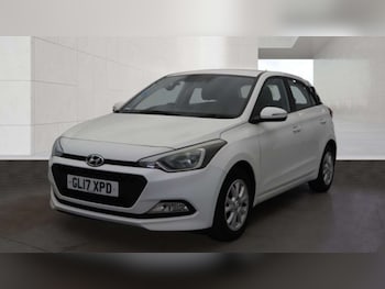 Used Hyundai i20 2017 for sale - 79366321: Photo