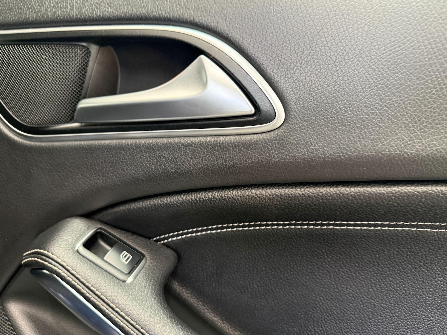 Used Mercedes-Benz A-Class 2016 for sale - 75904891: Photo 34