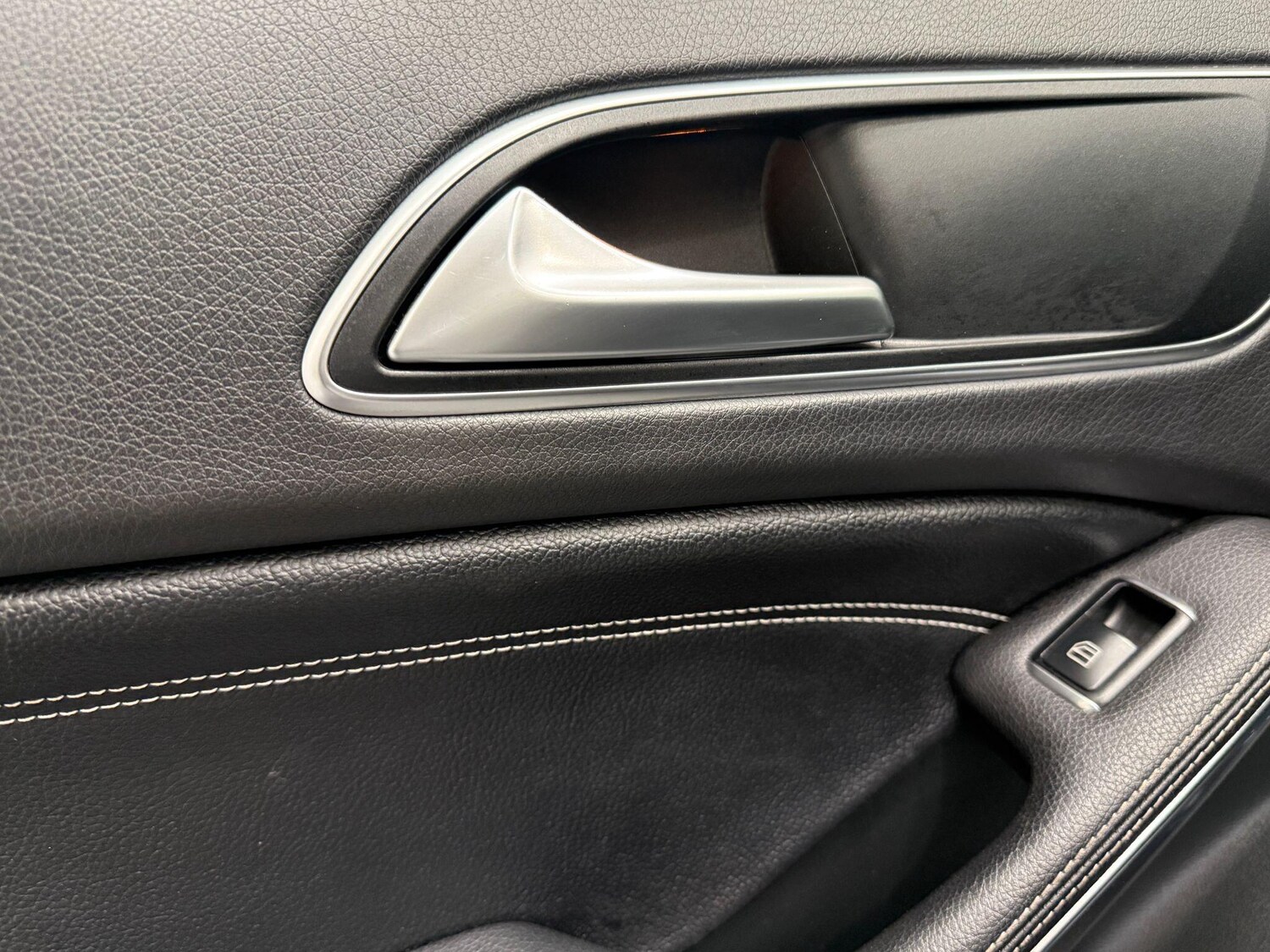 Used Mercedes-Benz A-Class 2016 for sale - 75904891: Photo 47