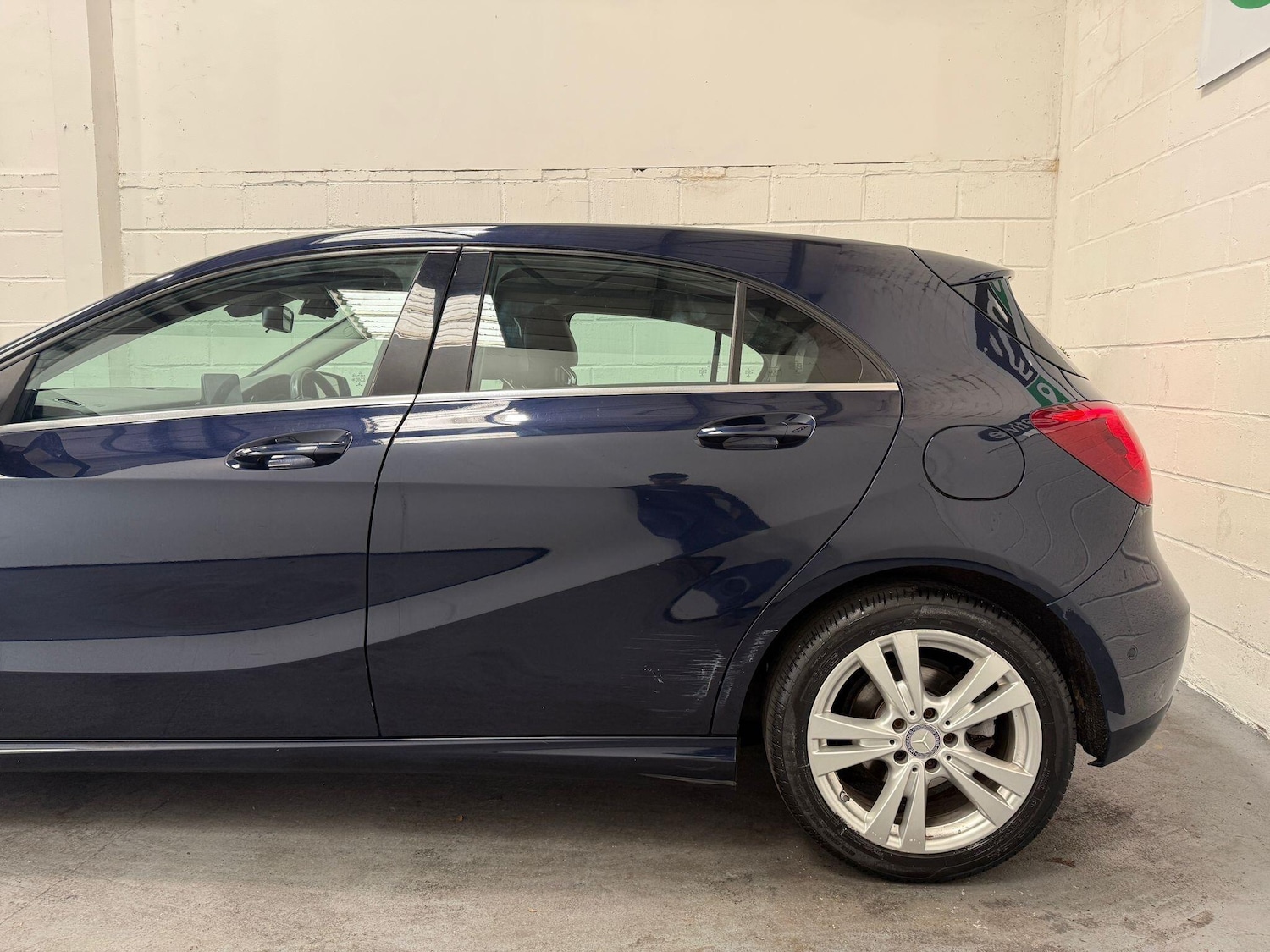 Used Mercedes-Benz A-Class 2016 for sale - 75904891: Photo 9