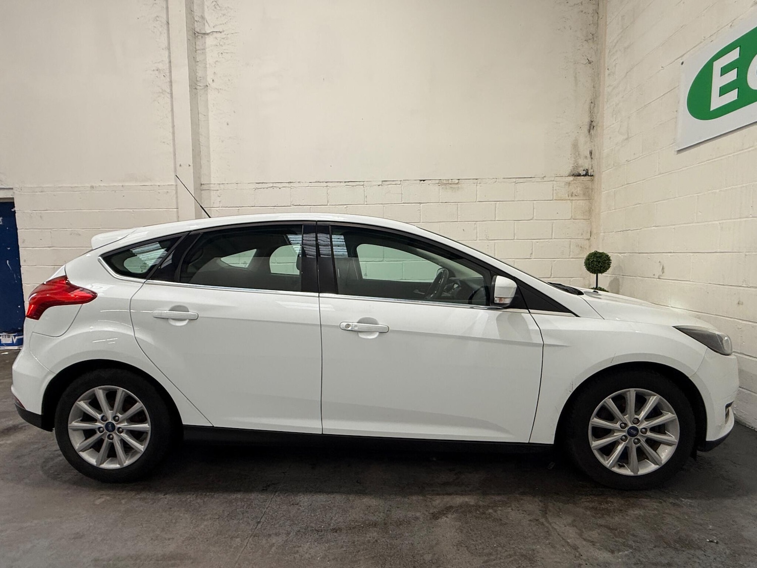 Used Ford Focus 2017 for sale - 77175381: Photo 10