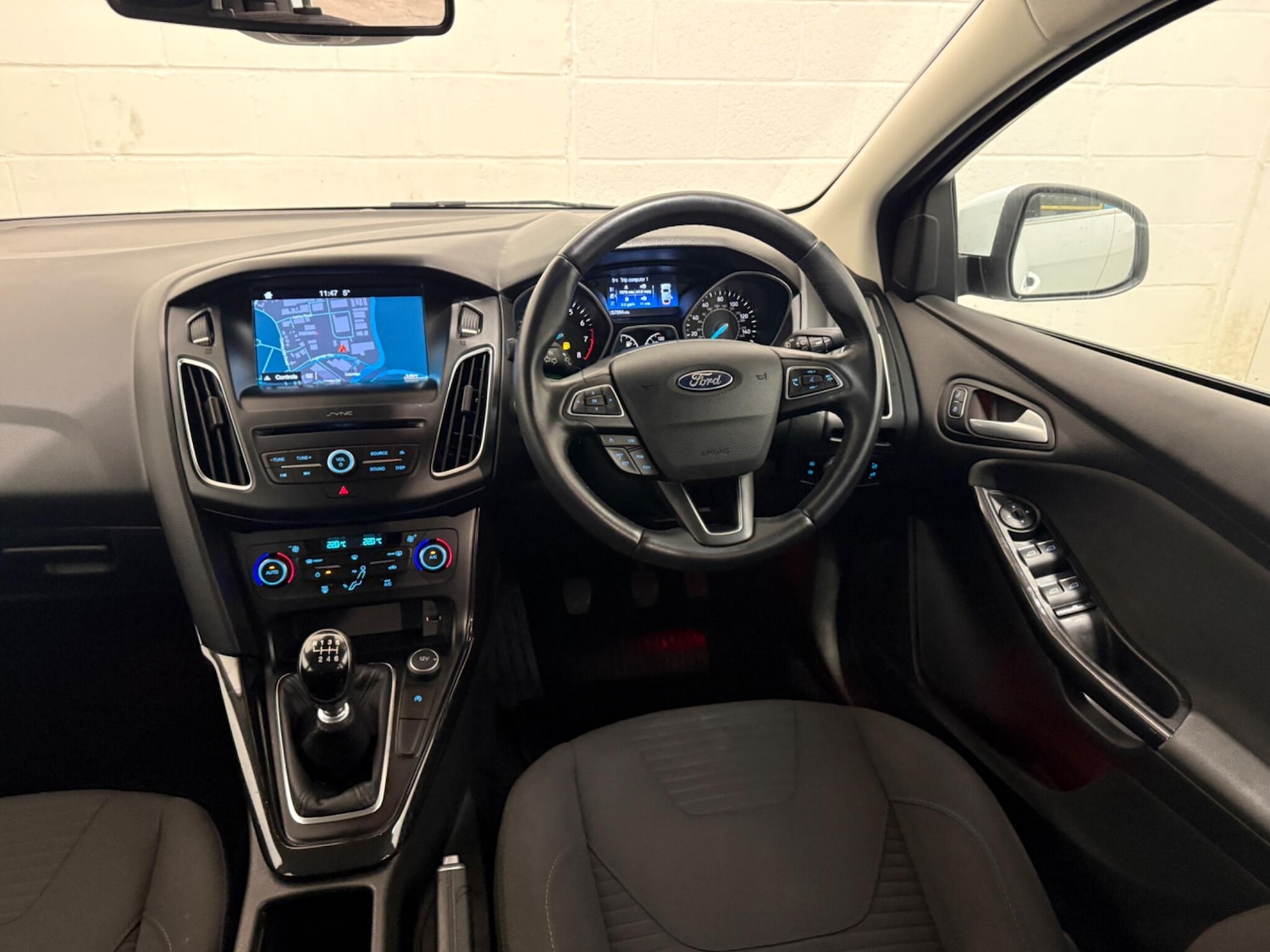 Used Ford Focus 2017 for sale - 77175381: Photo 15