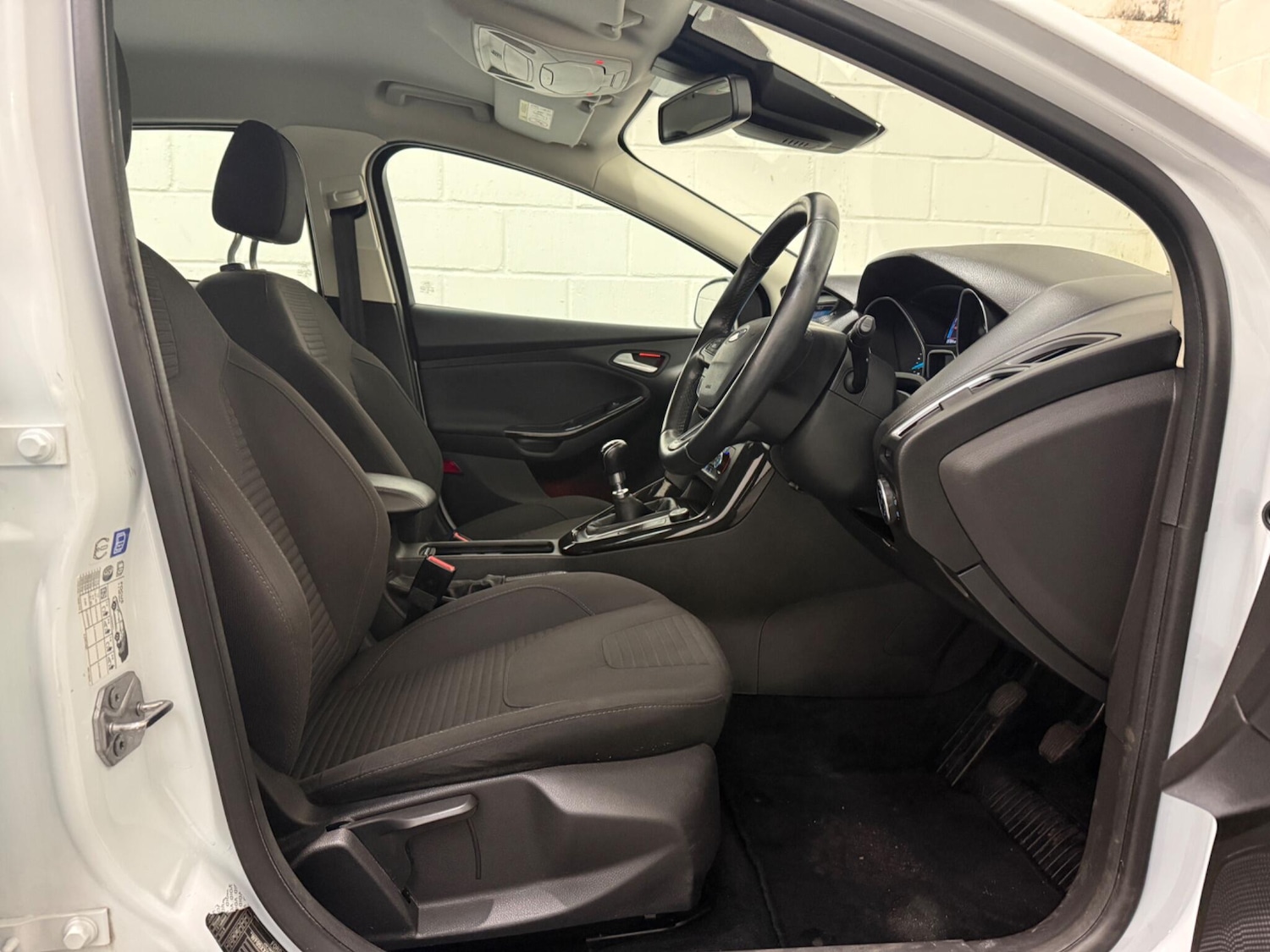 Used Ford Focus 2017 for sale - 77175381: Photo 17