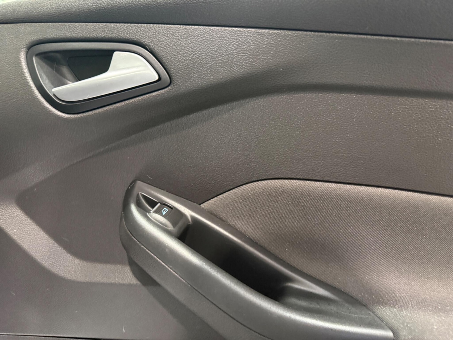 Used Ford Focus 2017 for sale - 77175381: Photo 29