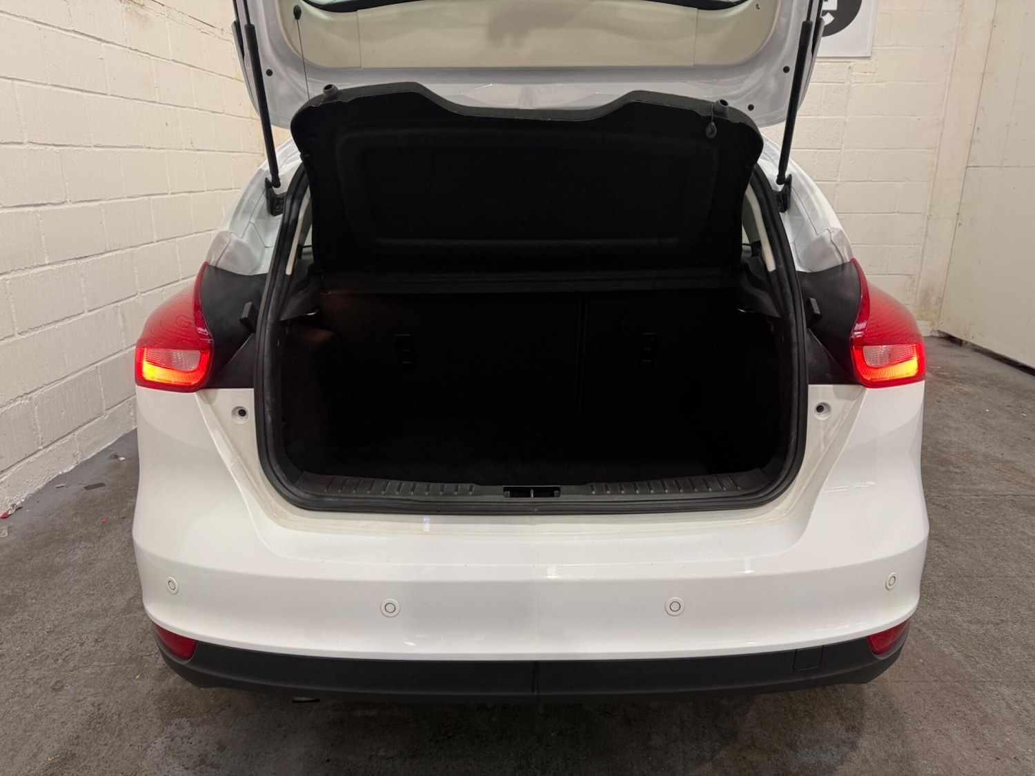 Used Ford Focus 2017 for sale - 77175381: Photo 31