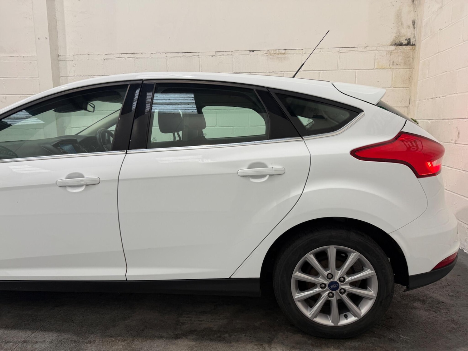 Used Ford Focus 2017 for sale - 77175381: Photo 45