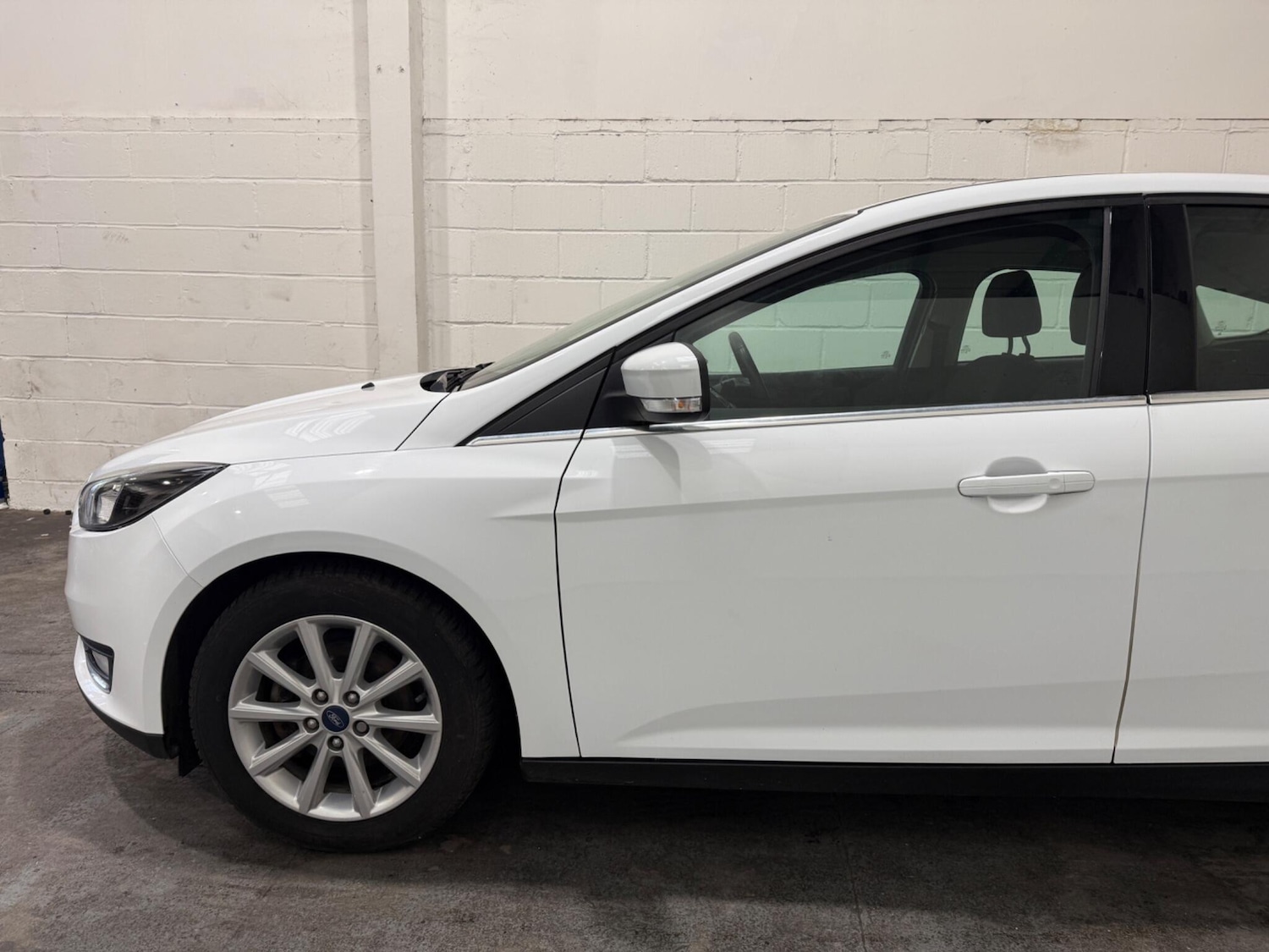 Used Ford Focus 2017 for sale - 77175381: Photo 5