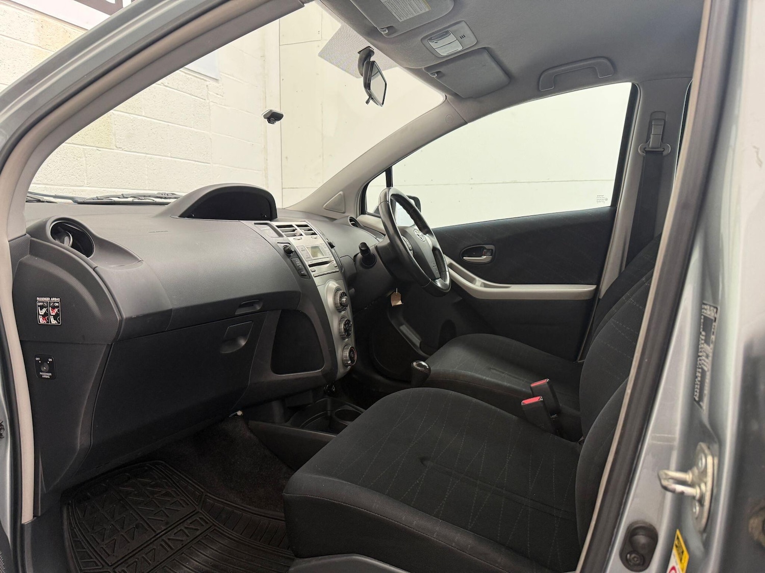 Used Toyota Yaris 2008 for sale - 75964570: Photo 41