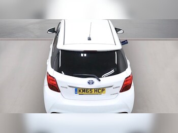 Used Toyota Yaris 2015 for sale - 78362427: Photo