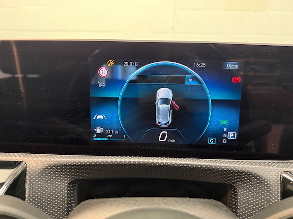 Used Mercedes-Benz A-Class 2018 for sale - 76012987: Photo 30