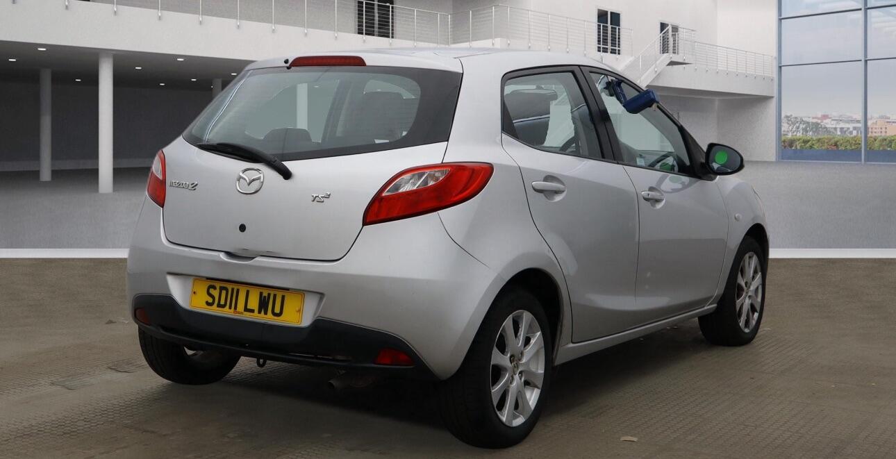 Used Mazda Mazda2 2011 for sale - 77040913: Photo 4