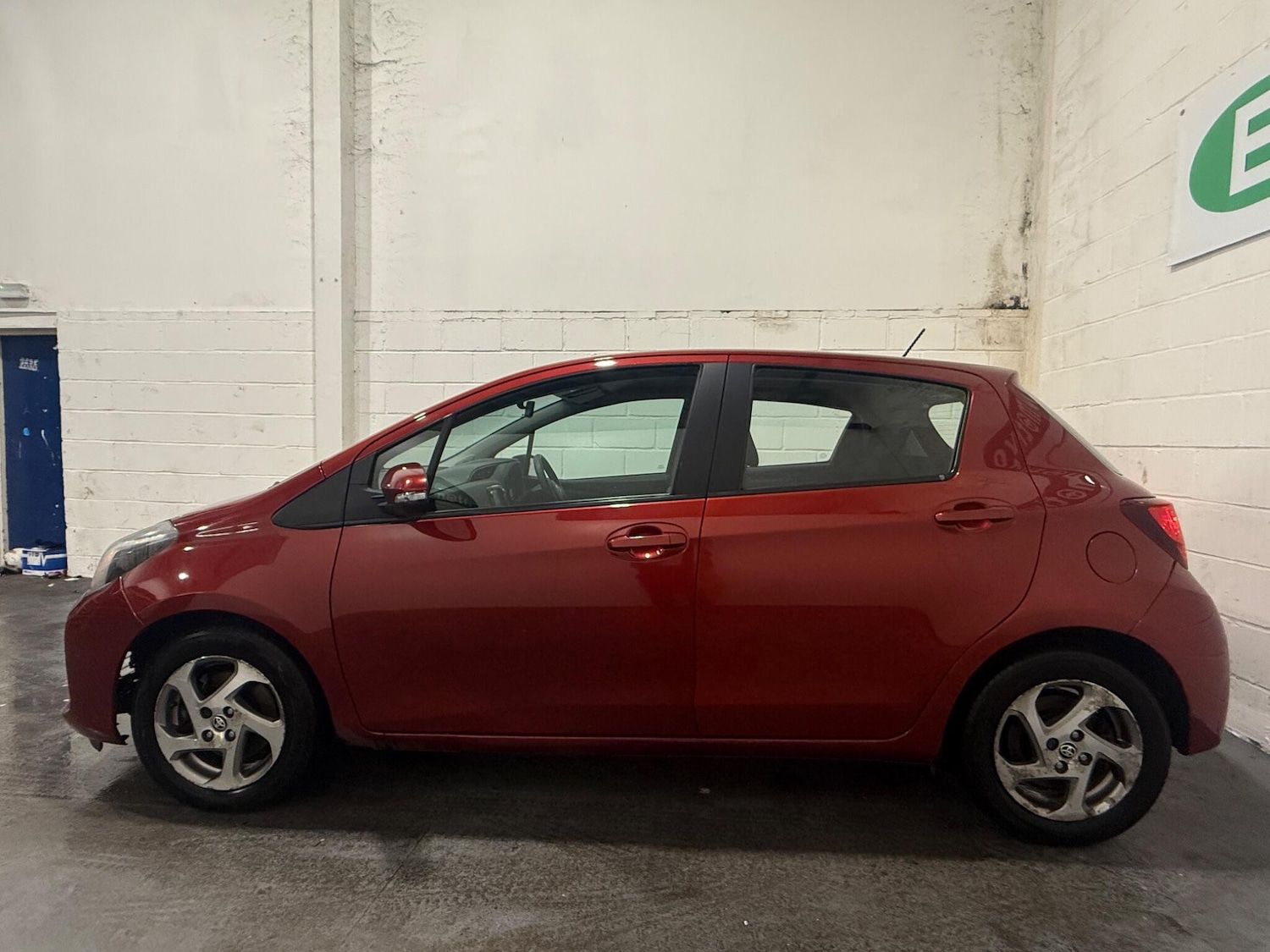 Used Toyota Yaris 2015 for sale - 77925991: Photo 14
