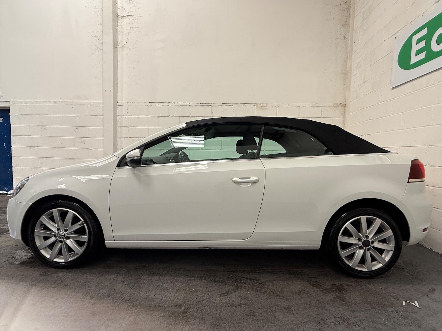 Used Volkswagen Golf 2012 for sale - 76381367: Photo 6