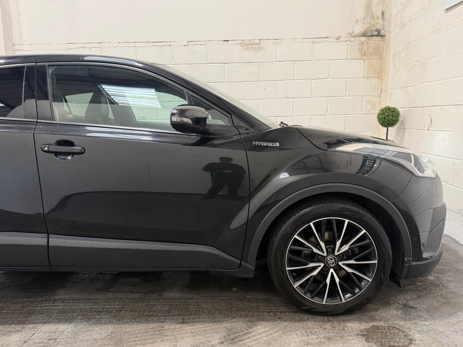 Used Toyota C-HR 2017 for sale - 77479126: Photo 10