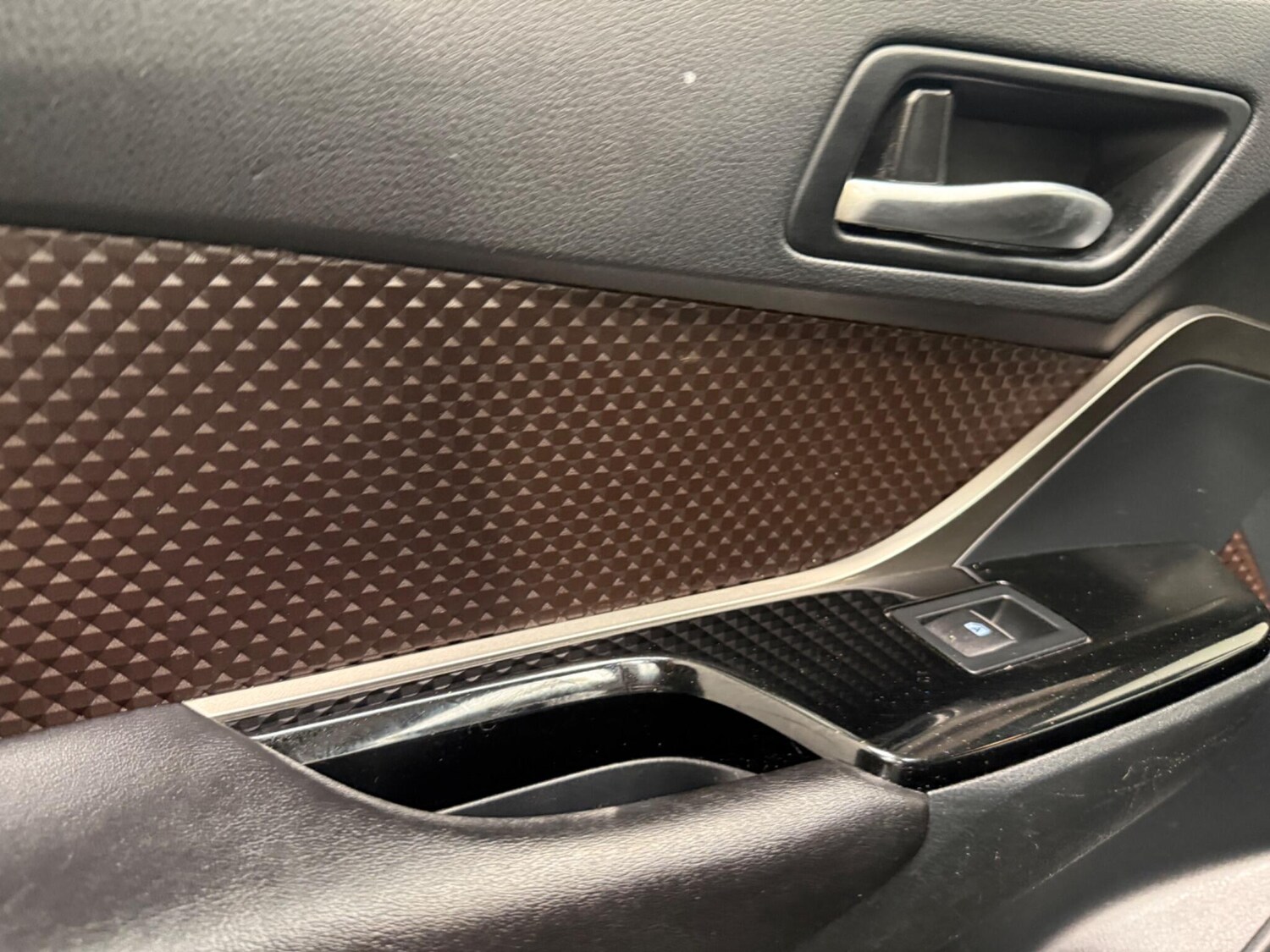 Used Toyota C-HR 2017 for sale - 77479126: Photo 27