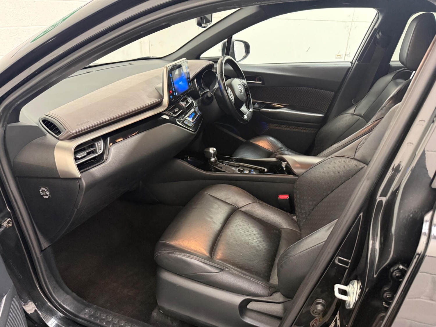 Used Toyota C-HR 2017 for sale - 77479126: Photo 36