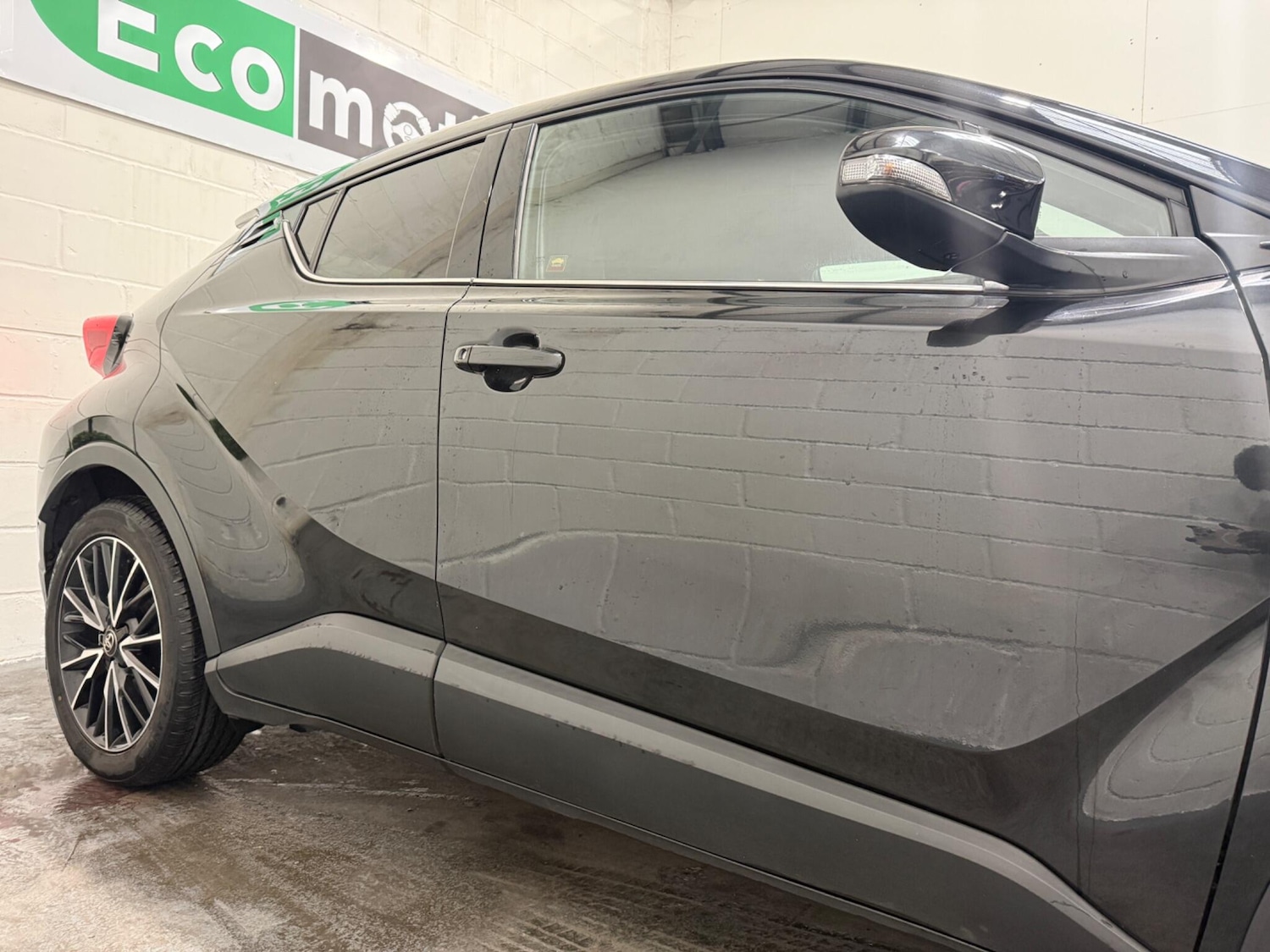 Used Toyota C-HR 2017 for sale - 77479126: Photo 40