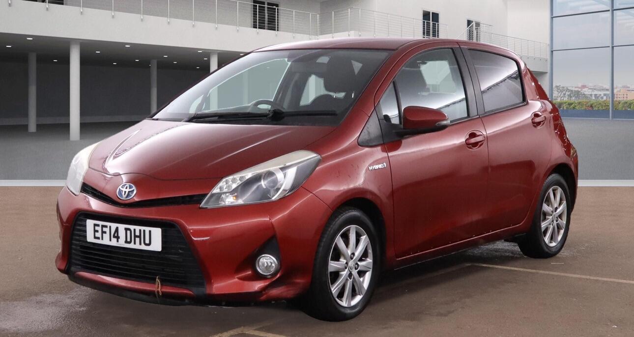 Used Toyota Yaris 2014 for sale - 76824422: Photo 2