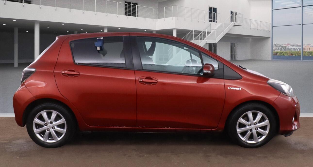 Used Toyota Yaris 2014 for sale - 76824422: Photo 5