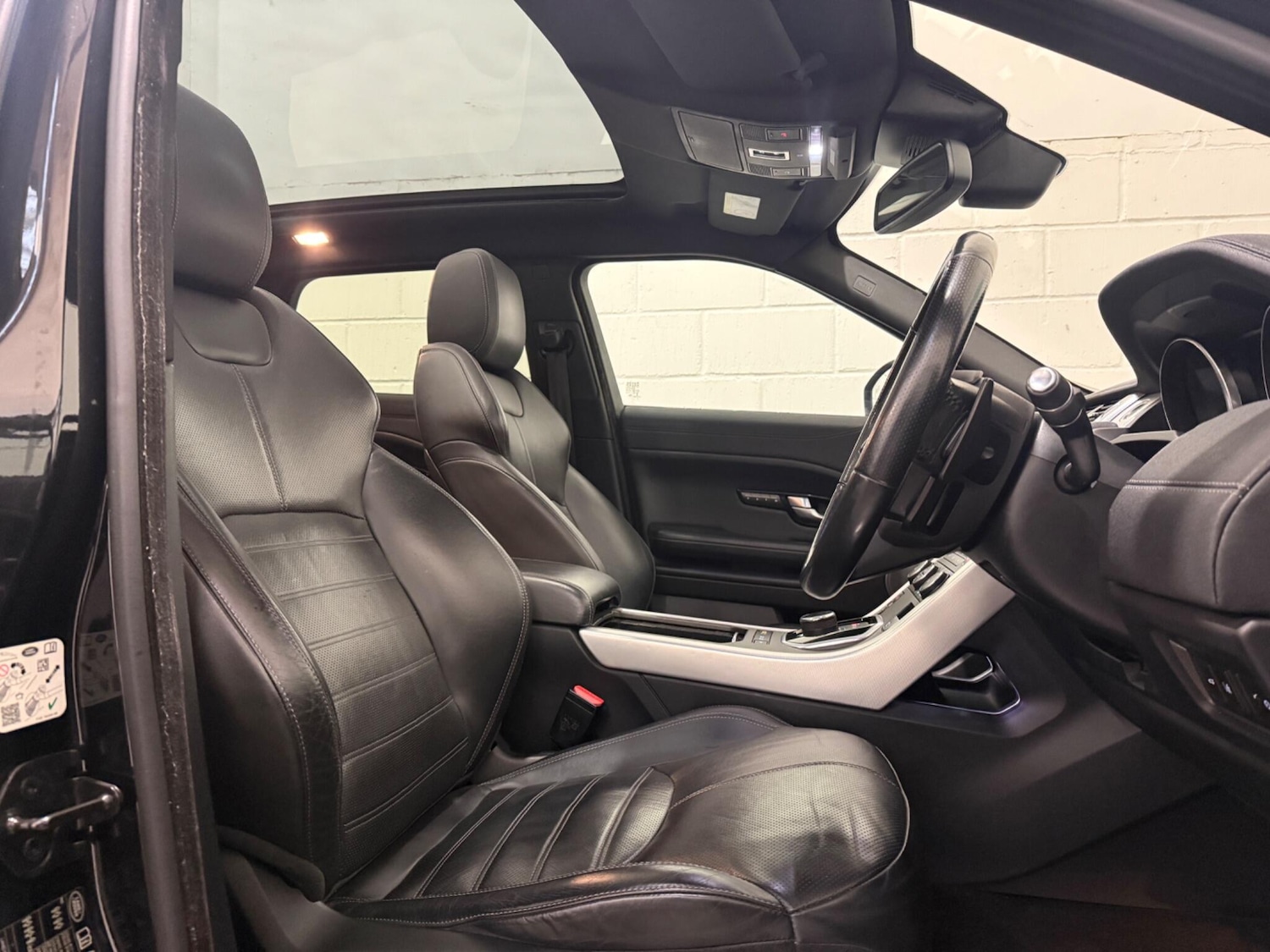 Used Land Rover Range Rover Evoque for sale - 77305425: Photo 17