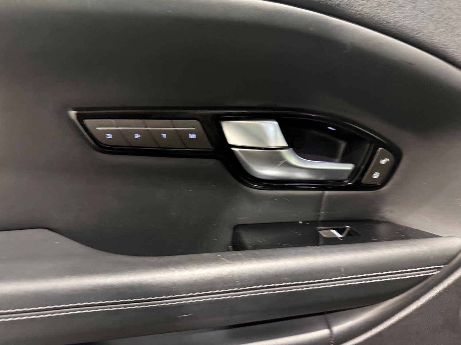 Used Land Rover Range Rover Evoque for sale - 77305425: Photo 25