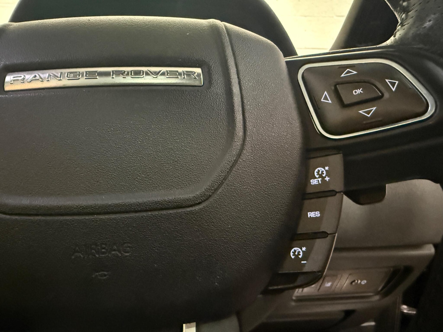 Used Land Rover Range Rover Evoque for sale - 77305425: Photo 46