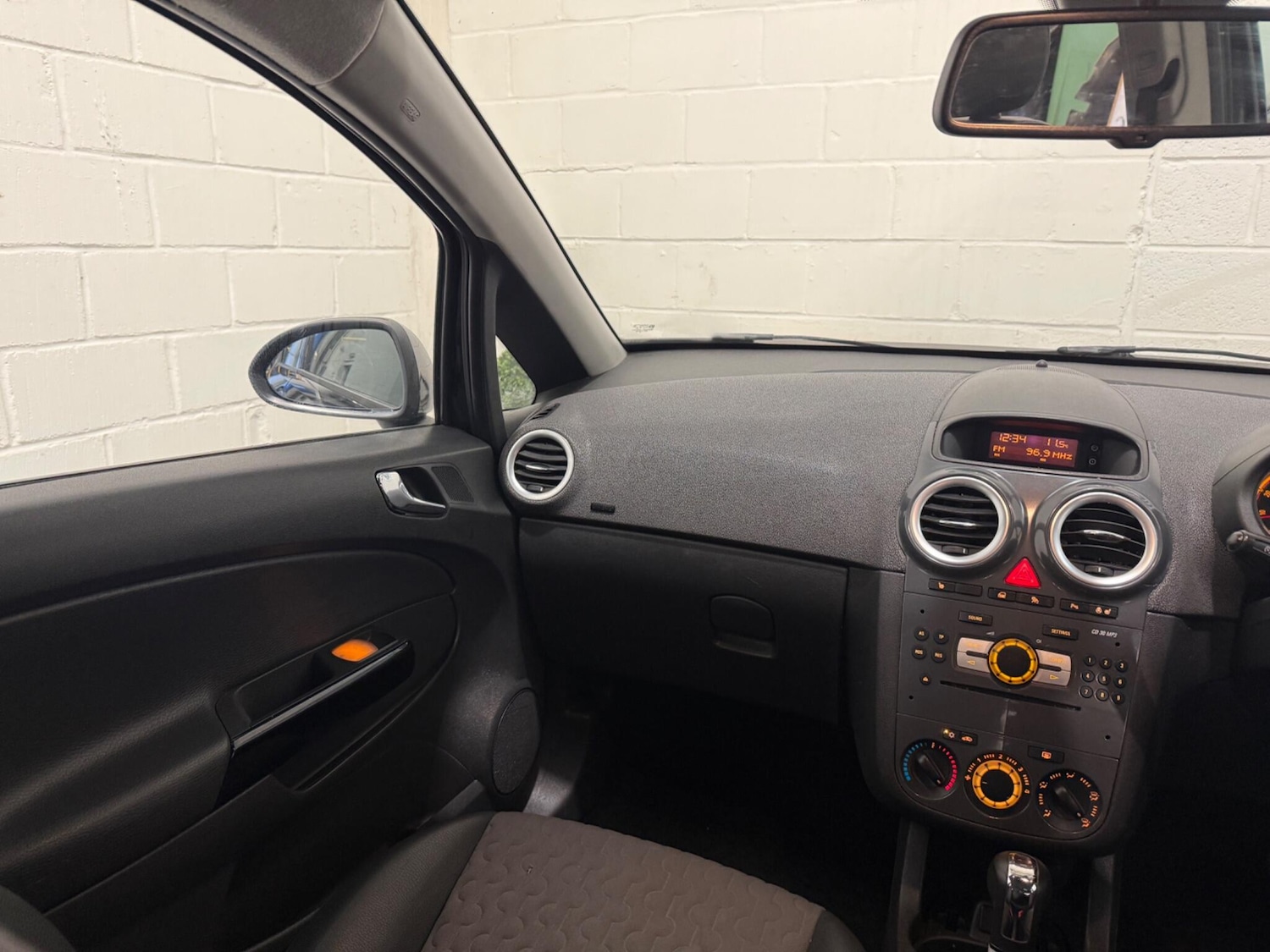 Used Vauxhall Corsa 2011 for sale - 78047923: Photo 13