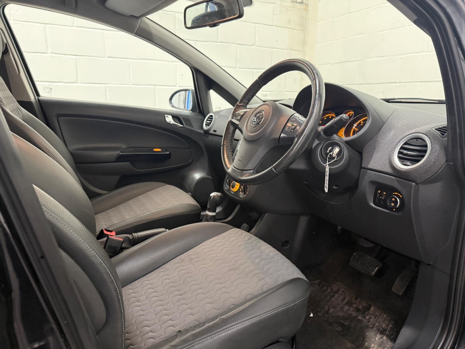 Used Vauxhall Corsa 2011 for sale - 78047923: Photo 18