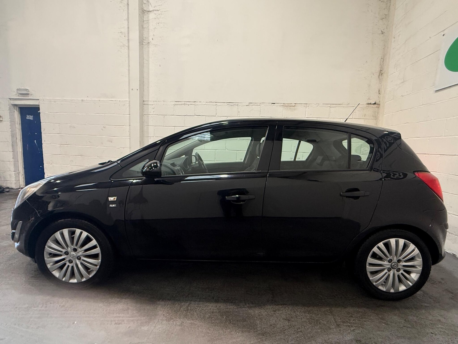 Used Vauxhall Corsa 2011 for sale - 78047923: Photo 7