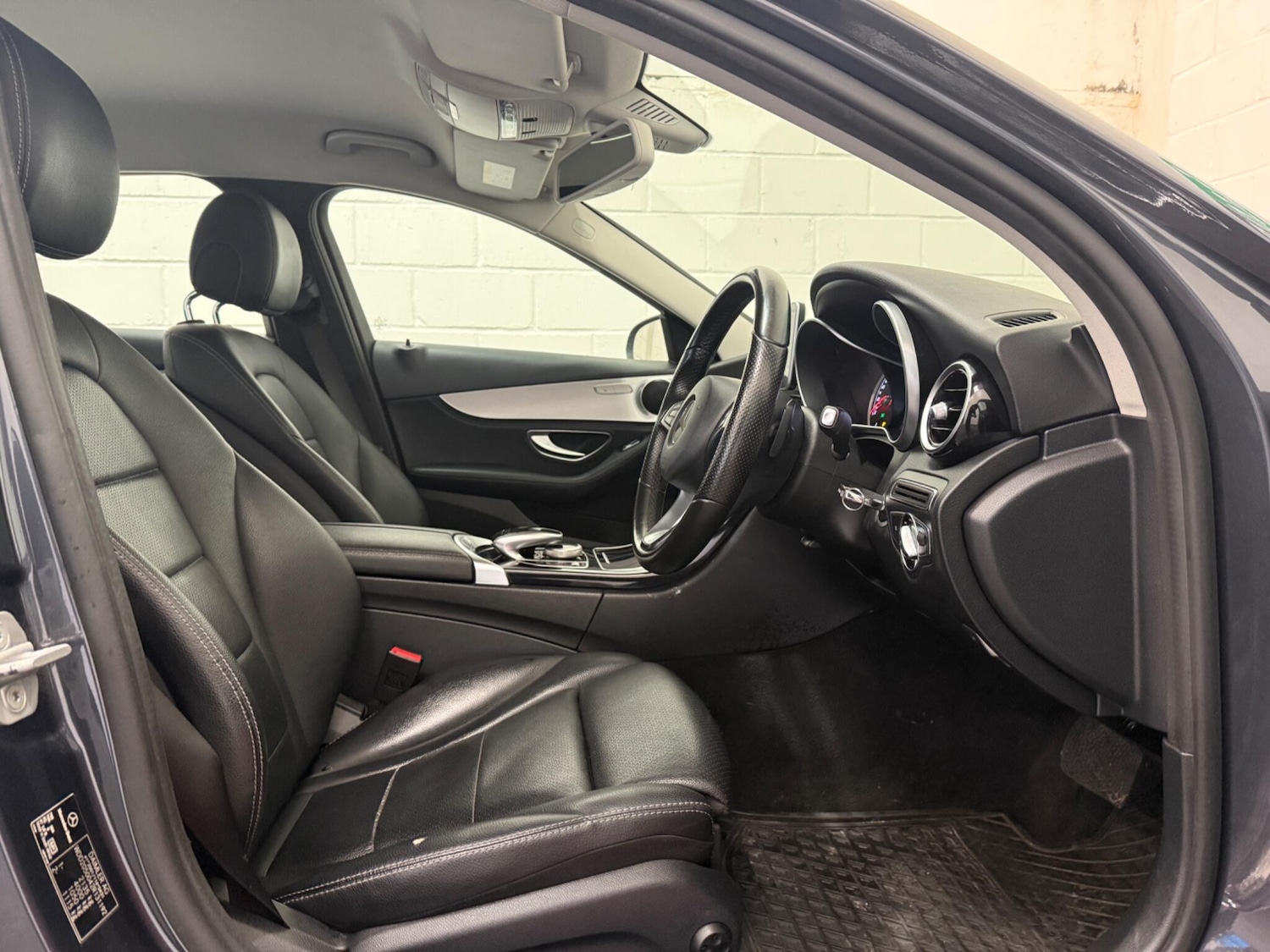 Used Mercedes-Benz C Class 2016 for sale - 76659174: Photo 18