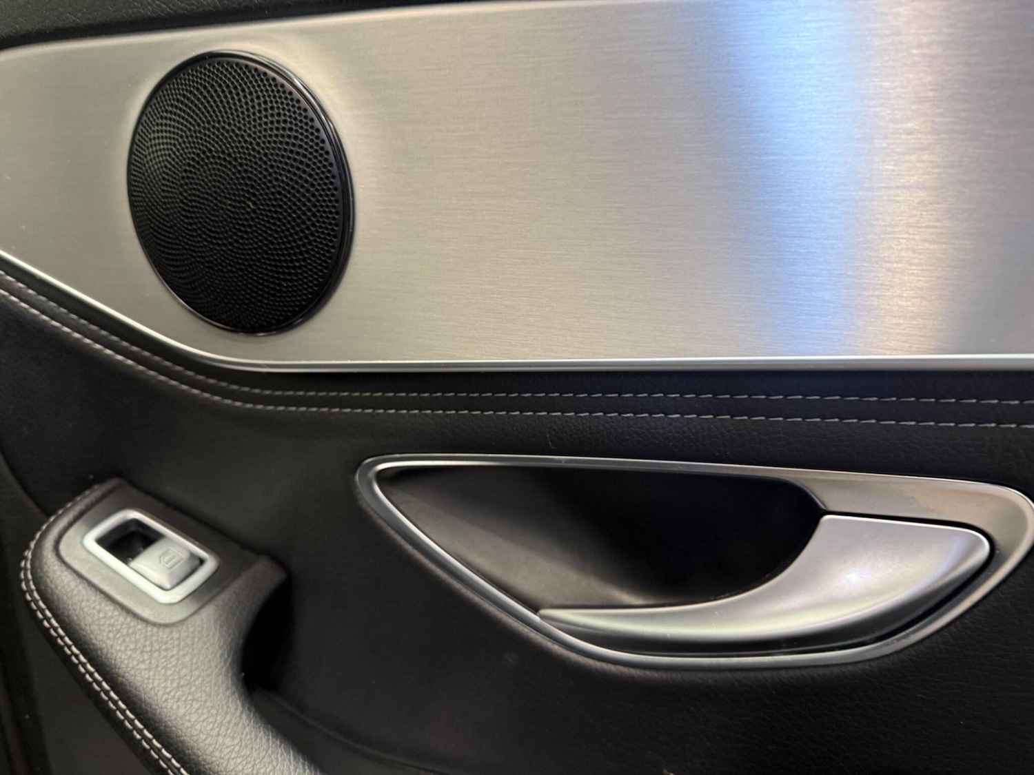 Used Mercedes-Benz C Class 2016 for sale - 76659174: Photo 28