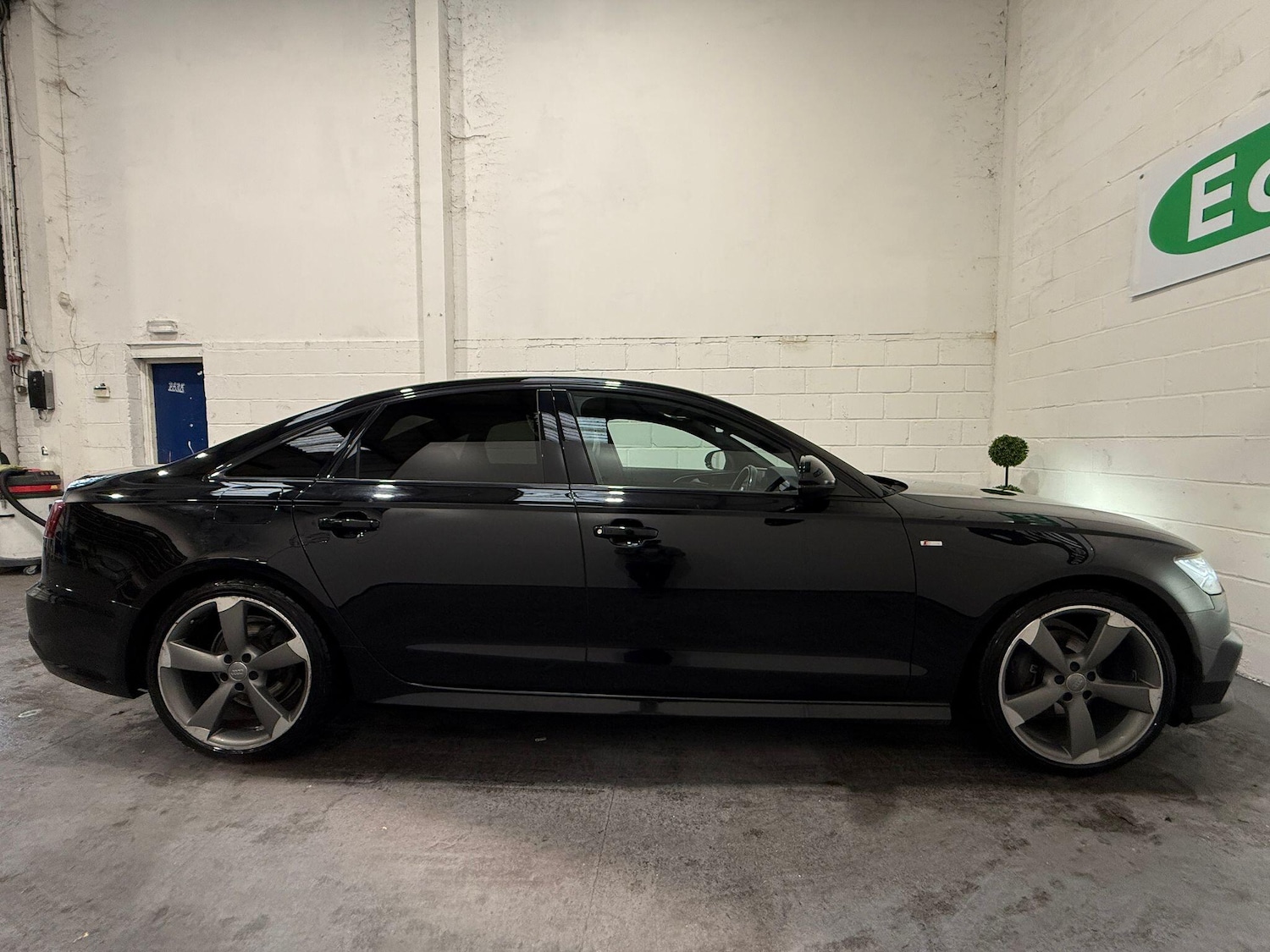 Used Audi A6 Saloon 2016 for sale - 76227484: Photo 22