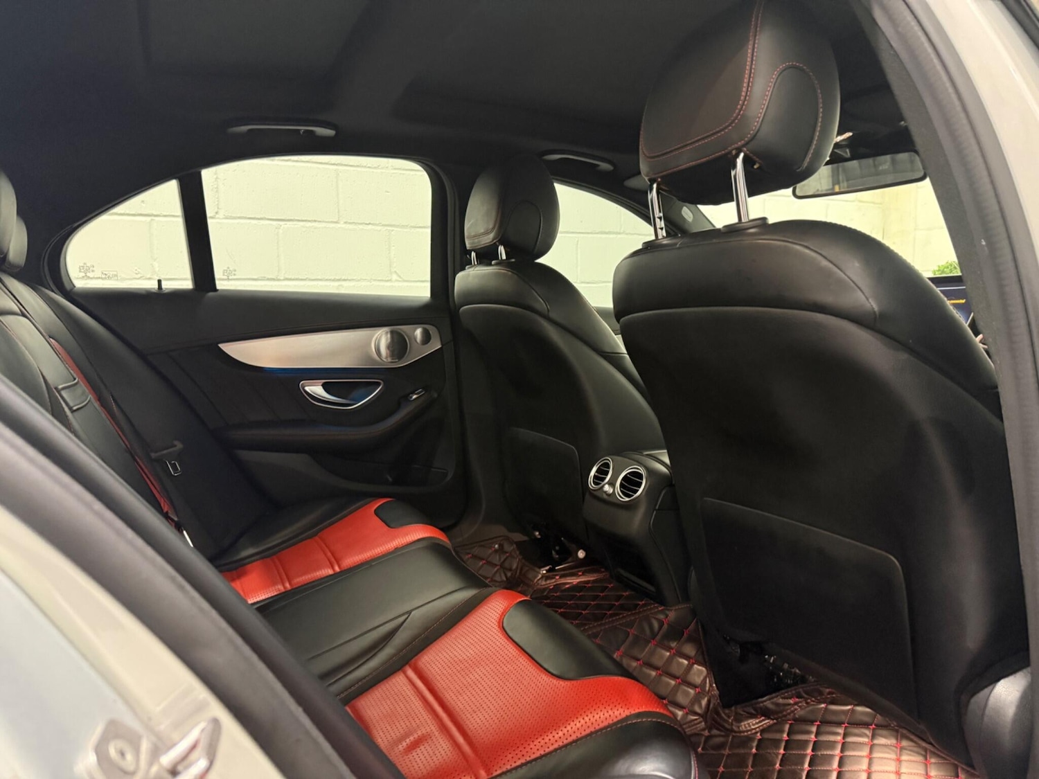 Used Mercedes-Benz C Class 2017 for sale - 76952708: Photo 18