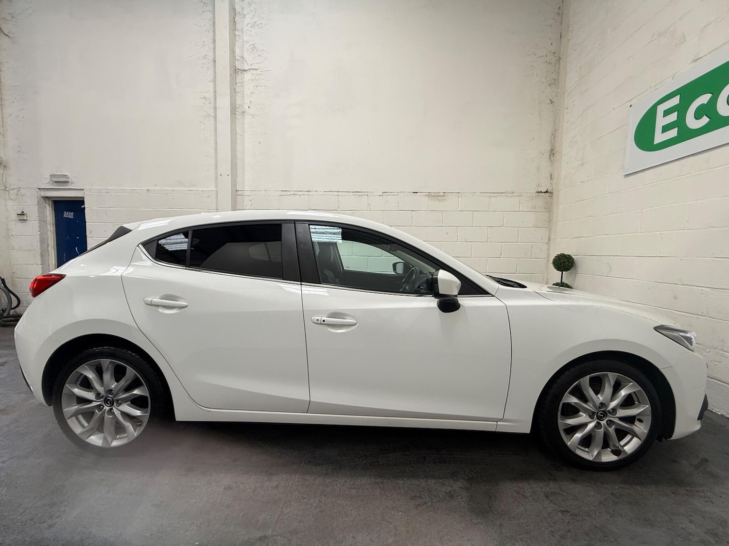 Used Mazda Mazda3 2016 for sale - 76688638: Photo 11